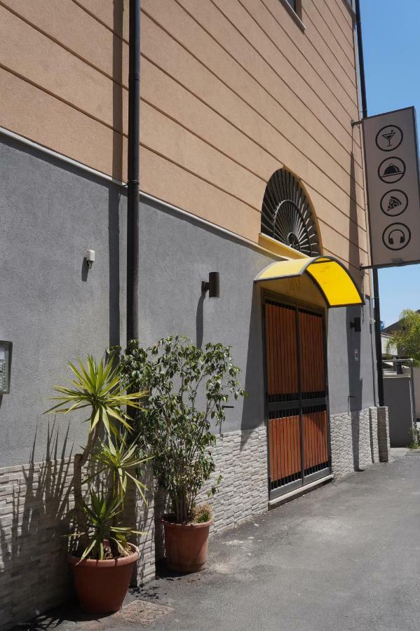 Uloft Apartment Palermo Exterior photo